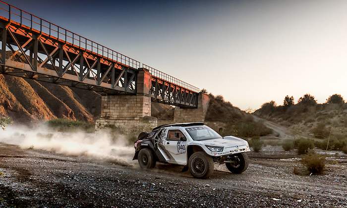 SsangYong-Tivoli-DKR_1.jpg