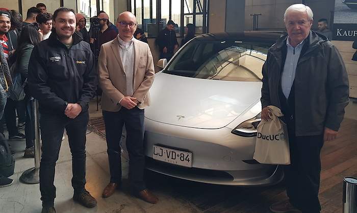 tesla.jpg