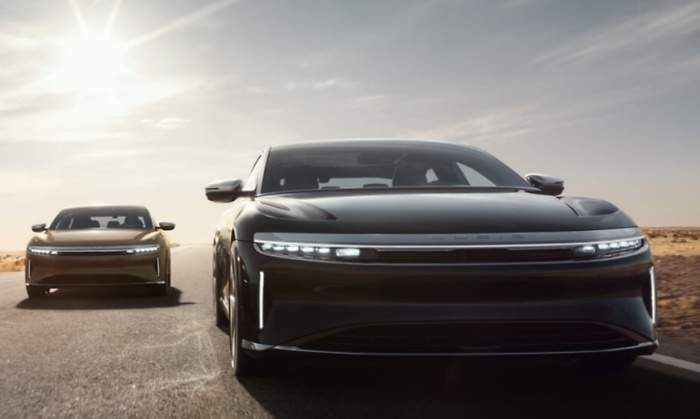 lucid-dos-coches.jpg