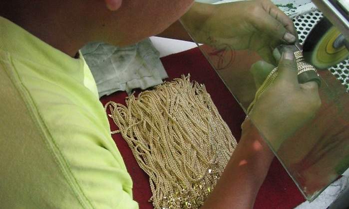 Joyeria-taller-prensa5.jpg