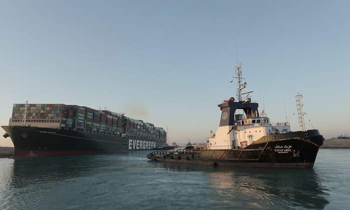 suez-evergreen-reflotado-reuters.jpg