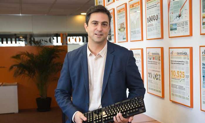manuel-moreno-entrevista-teclado.jpg