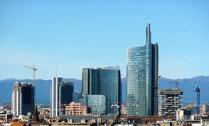 unicredit-zona-financiera-milan.jpg