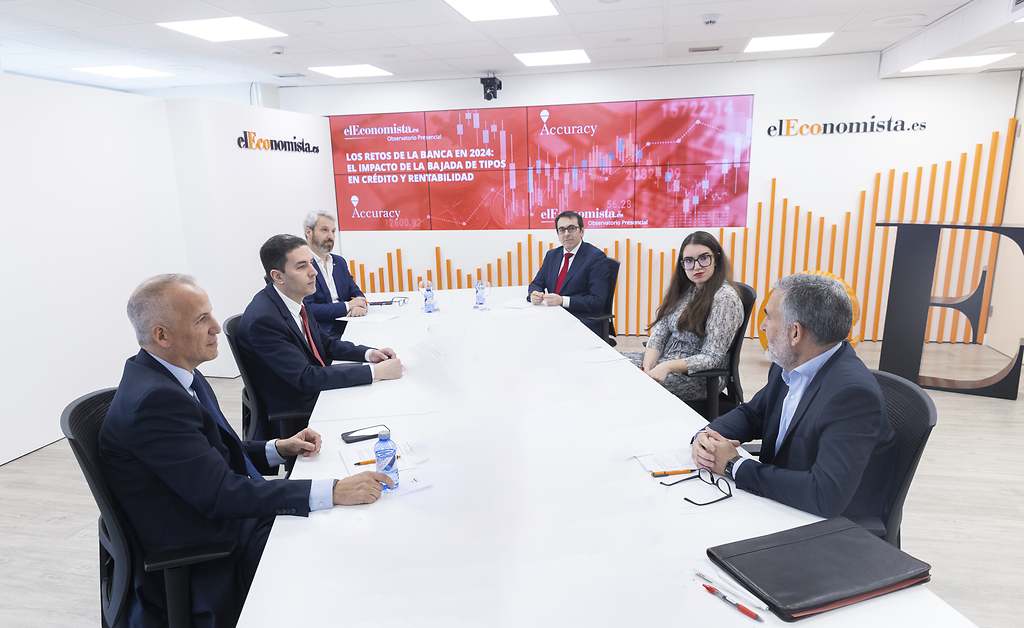 OBSERVATORIO ACCURACY Los retos de la banca en 2024: el impacto de la bajada de tipos en crédito y rentabilidad.
