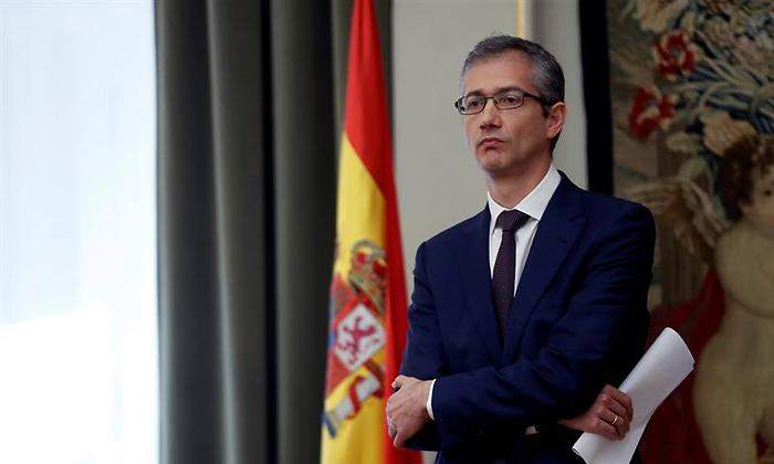 hernandez-cos-pablo-posesion-efe.jpg