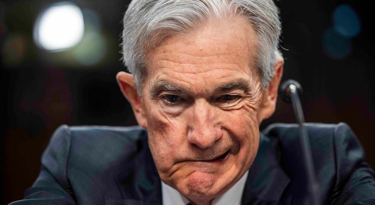 El mea culpa de Powell y la Fed: dan marcha atrás y eliminan los cambios de estrategia que aprobaron en la revisión de 2020