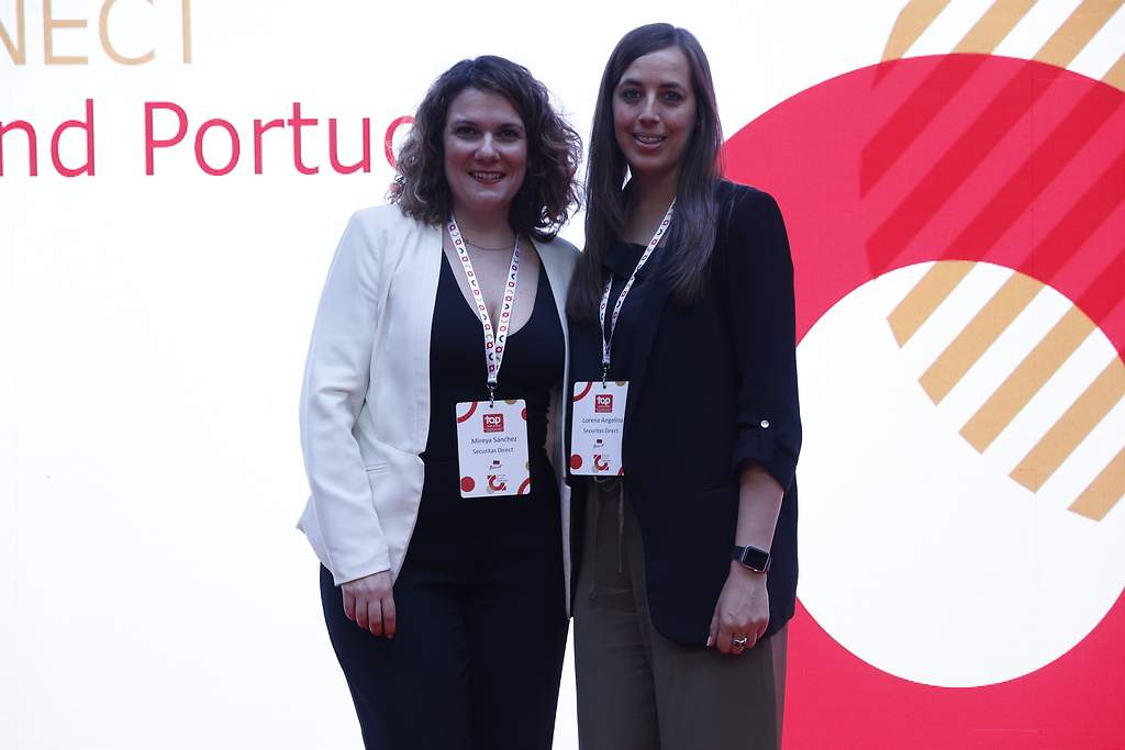Mireya Sánchez y Lorena Angelina, representantes de Securitas Direct