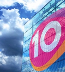 la10