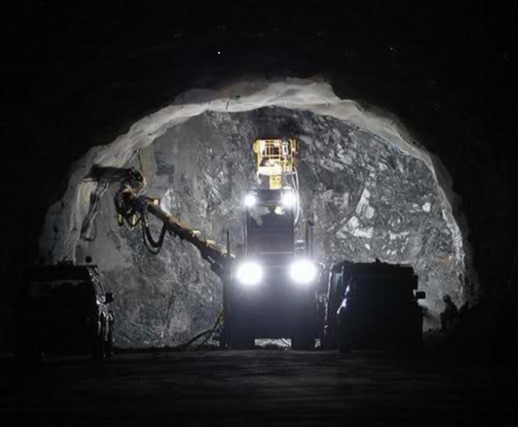 Eiksund Tunnel, Noruega