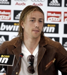 Guti_rueda_prensa.jpg