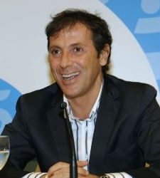 Paco_Gonzalez_telecinco_micro_baja.jpg