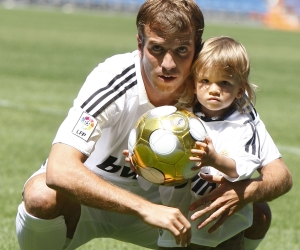 Van Der Vaart pisa el Bernabéu