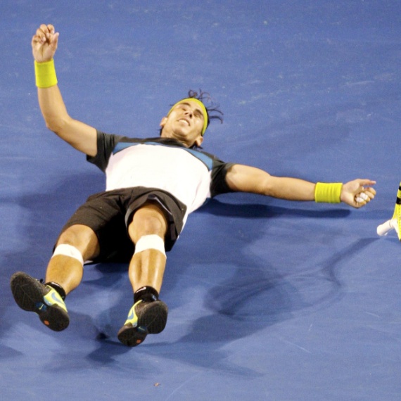 Nadal sigue avanzando en la Historia