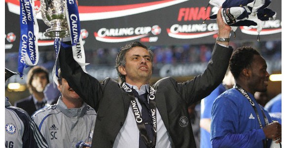 Mourinho-celebra-Chelsea-2005.jpg