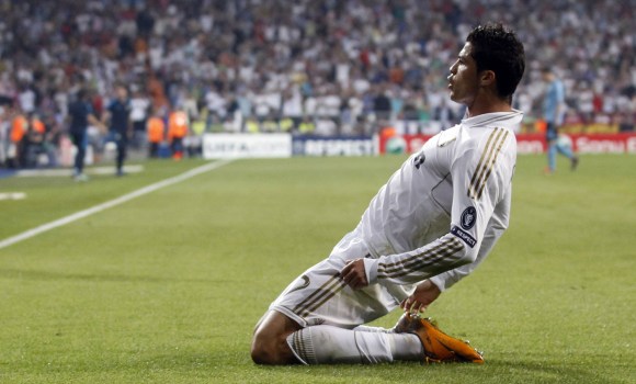 El Real Madrid y <b>Cristiano Ronaldo</b> ya negocian una suculenta ampliación de contrato