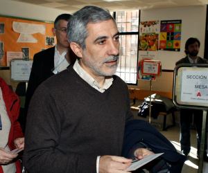 Llamazares: "Hay que dar una lección a ETA"