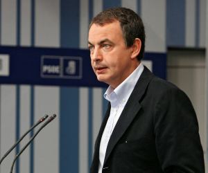 Zapatero defiende los datos 'macro'