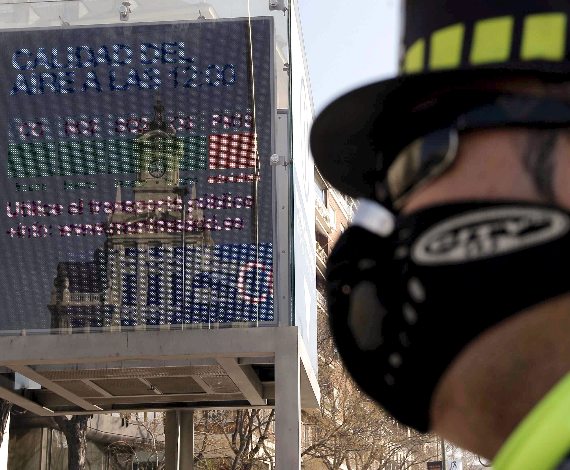 la policía se protege