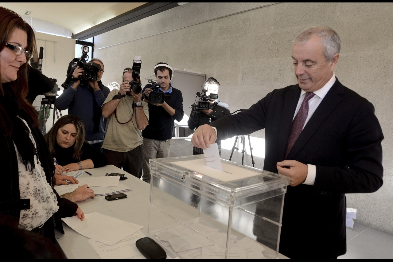 Pachi Vázquez, vota