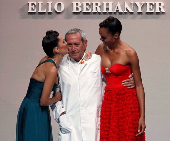 Desfile Elio Berhanyer