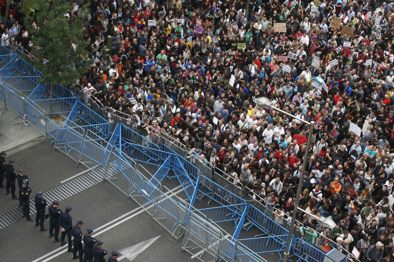 Carga policial en Neptuno