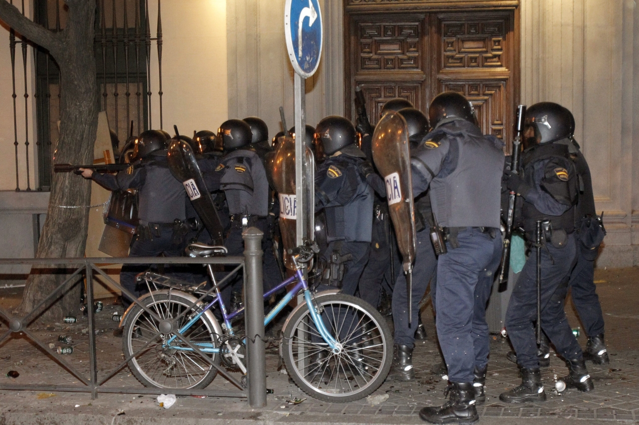 Enfrentamientos, violencia callejera y cargas