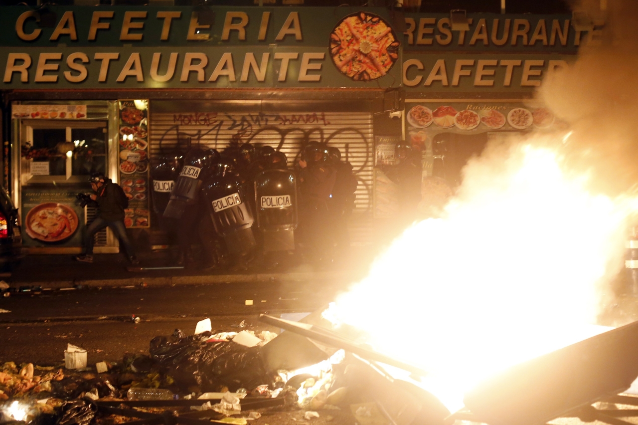 Enfrentamientos, violencia callejera y cargas