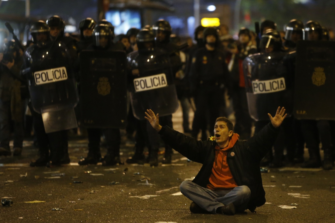 Enfrentamientos, violencia callejera y cargas