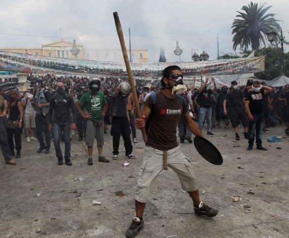 Nueva jornada de disturbios en Grecia