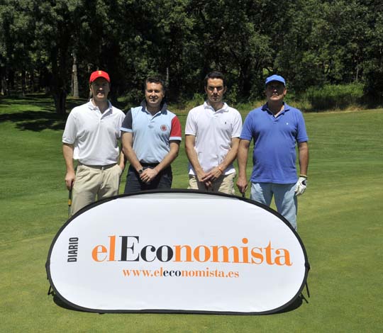 <b>Rafael Calleja, Yago Castillo, Ignacio Gimeno y Eloy Ruiz de Loizaga, estos dos últimos de Cheque Gourmet, en La Herrería</b>