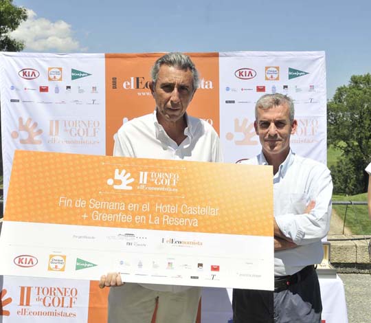 <b>Juan Tena (izda.), segundo clasificado de segunda categoría</b>