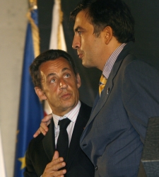 Sarkozy_saakashvily.jpg
