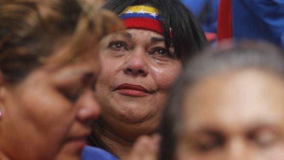 venezolanos-apoyan-chavez.jpg
