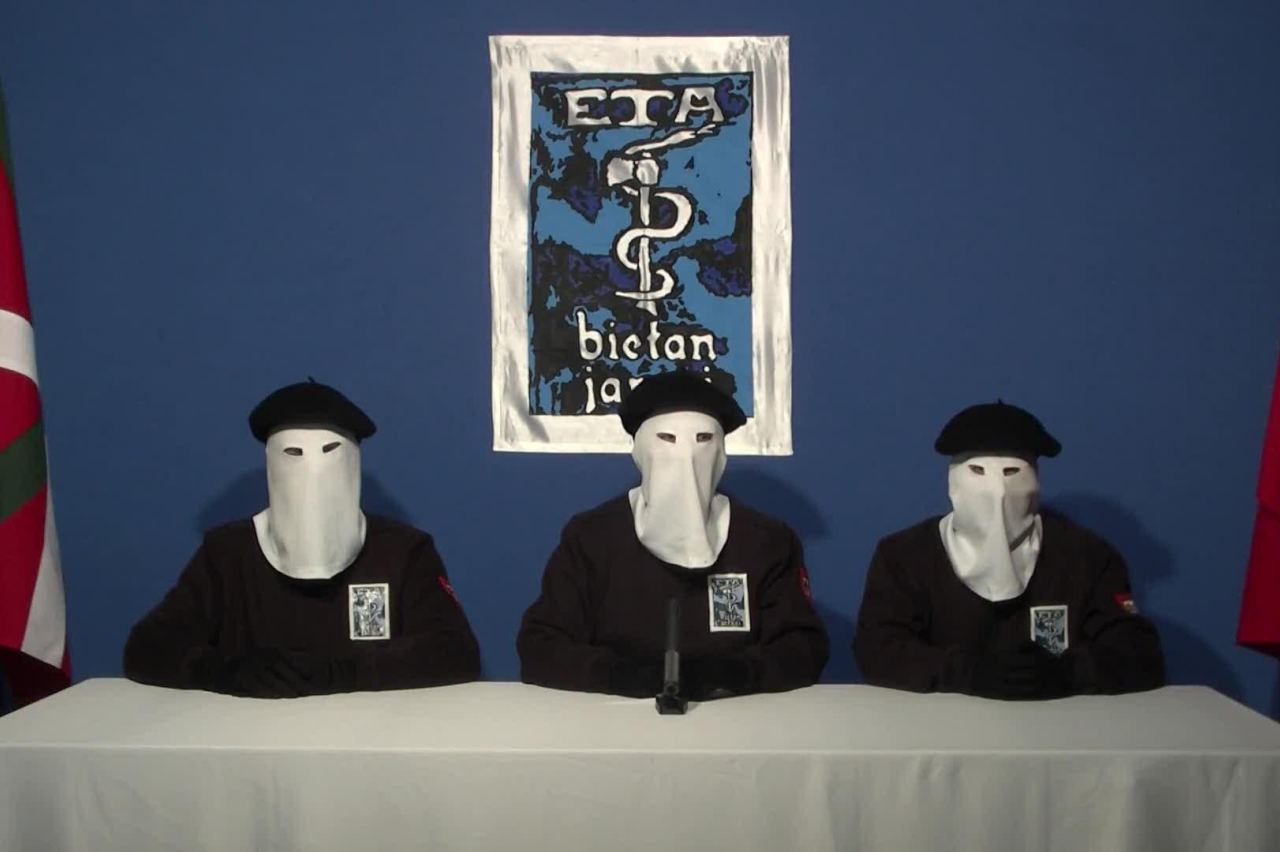 ETA anuncia el fin de la violencia