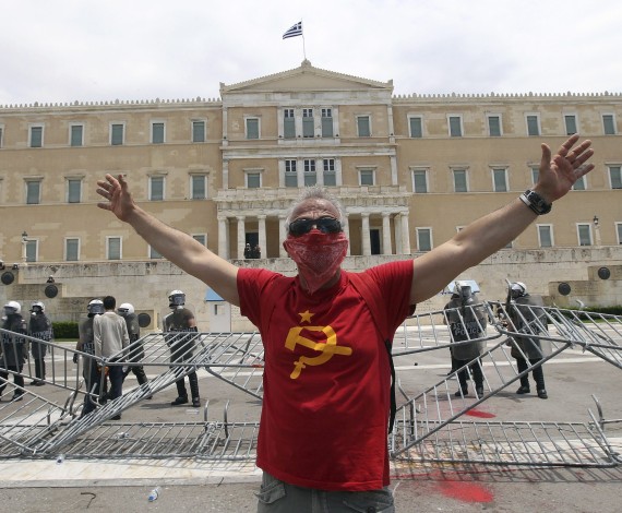 Nueva jornada de disturbios en Grecia