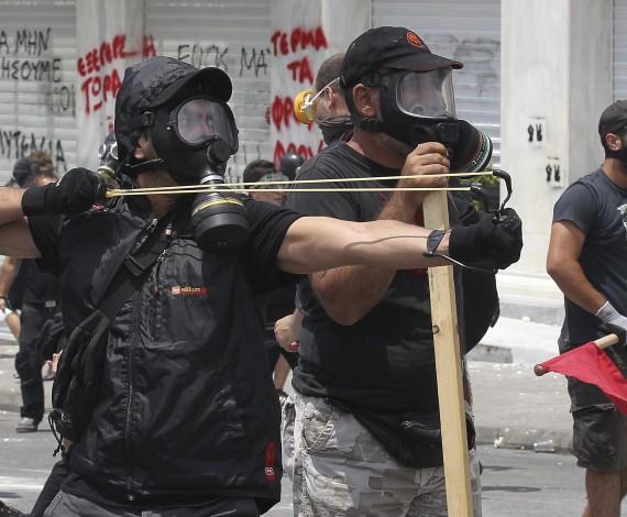 Nueva jornada de disturbios en Grecia