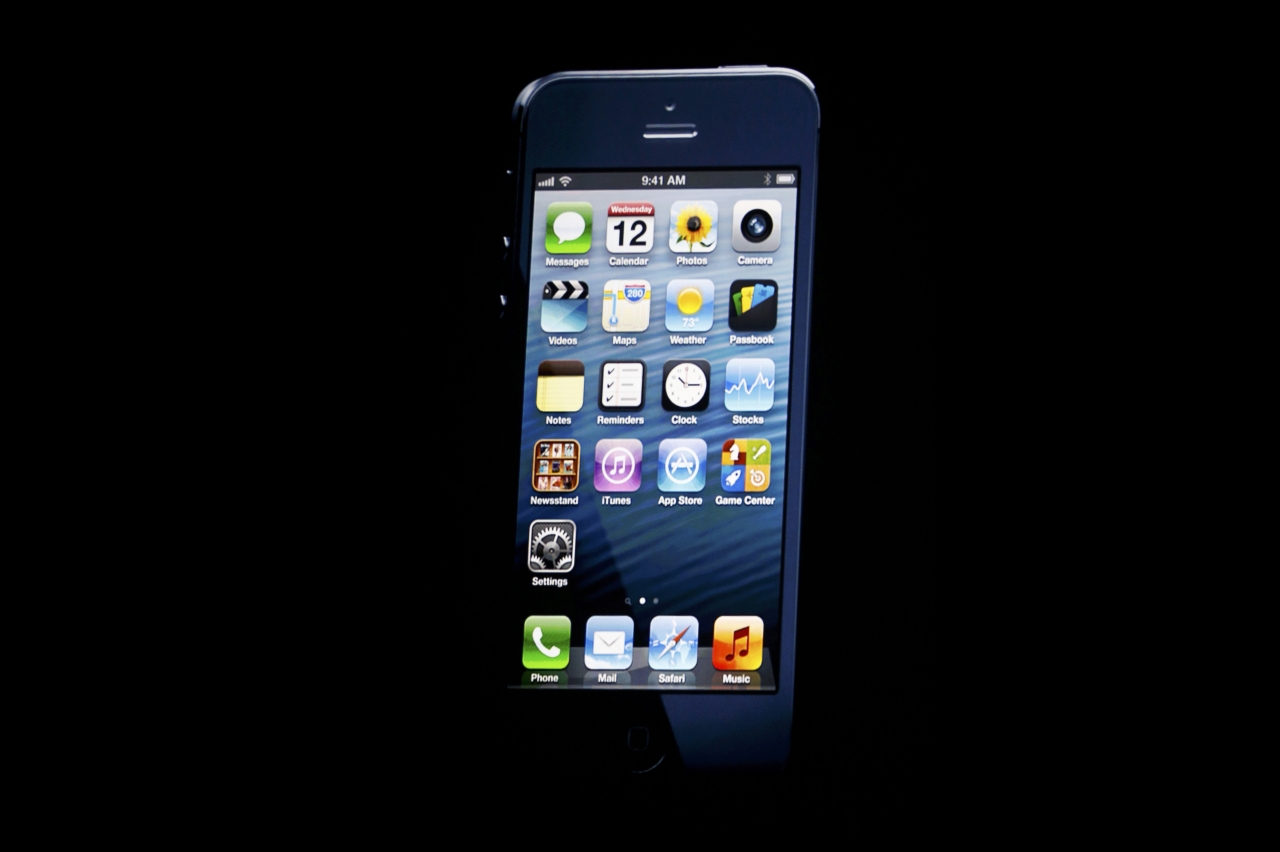 Cook presenta el nuevo iPhone 5