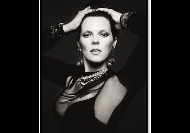 Bimba Bosé en otra imagen