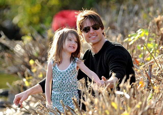 tomcruise-suri.jpg