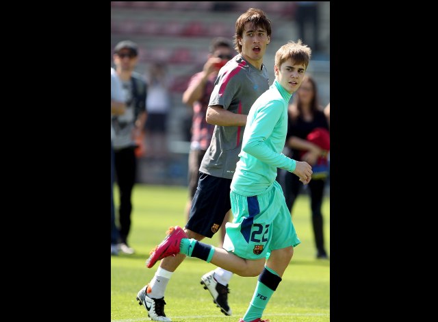 Las imágenes de Justin Bieber jugando con el Barça