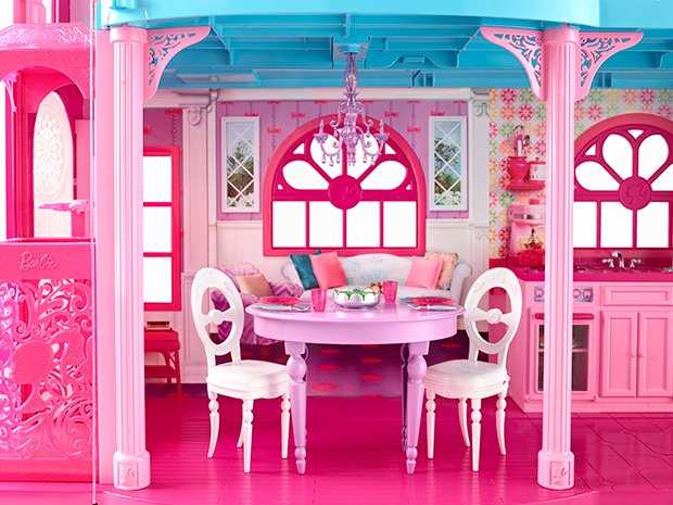 Tour Barbie S Malibu Dreamhouse Mattel Is Ing It For 25 Imag Businessinsider 2017 02 09 Tour Barbies Malibu