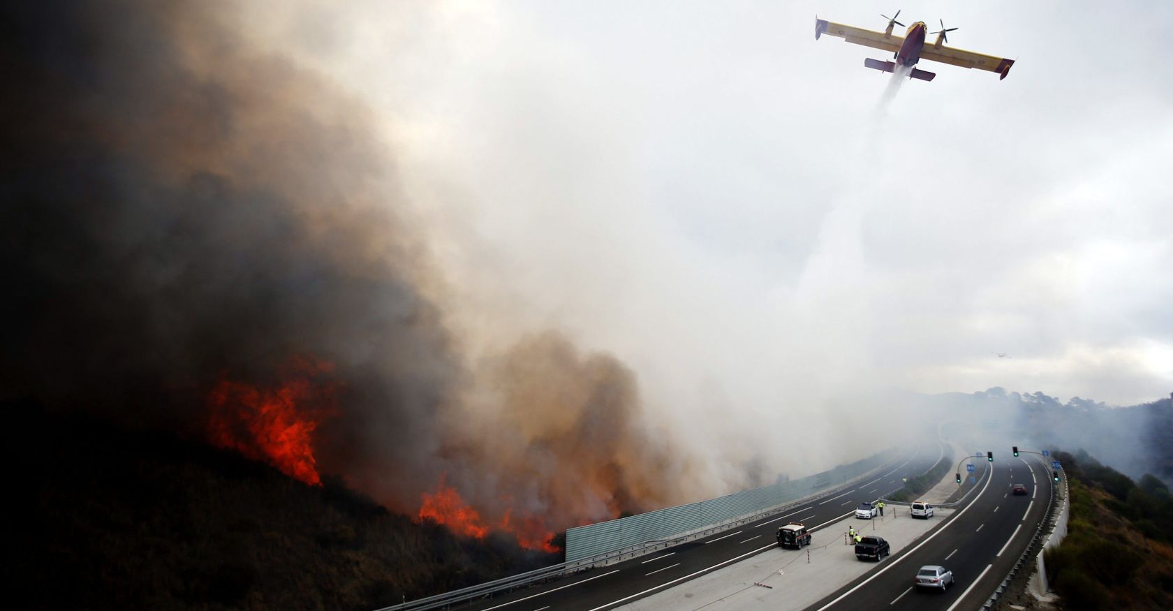 Incendio sin control en Málaga