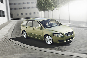 Volvo:V50(D5 R-Design)