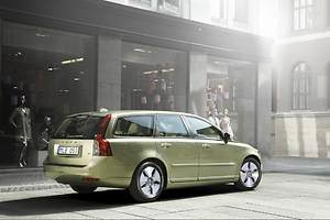 Volvo:V50(D5 R-Design)