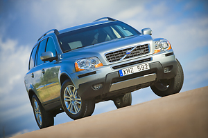Volvo:XC90(D5 AWD Kinetic)