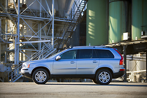 Volvo:XC90(D5 AWD Kinetic)