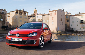 Volkswagen:Golf(GTI 2.0 TSI 210 CV Manual 6 vel.)