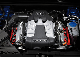 Audi:S4 Avant(3.0 TFSI quattro 6 vel.)