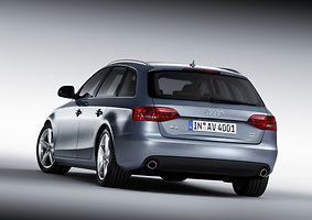 Audi:A4 Avant(2.0 TDI 143 CV quattro 6 vel. DPF)